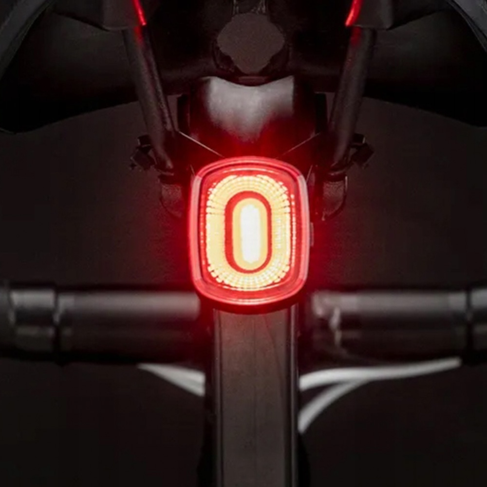 Rockbros Q2S LED Rear Bike Light with Smart Stop System + USB-C - USB-A Cable - Black